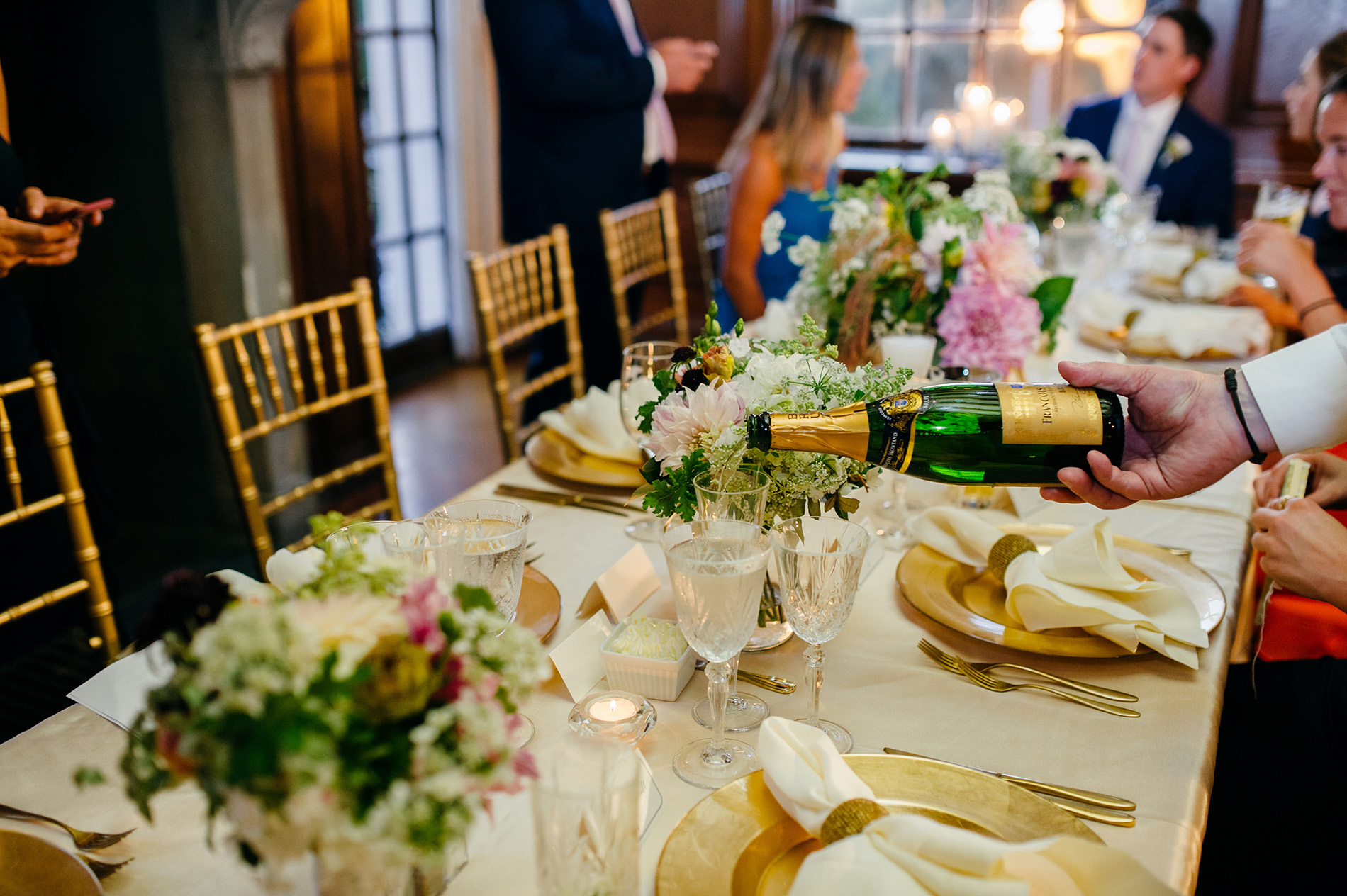 Table Setting Mansion Wedding