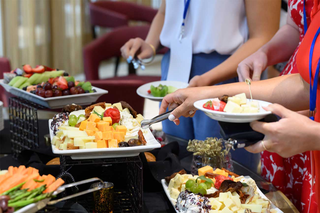 Buffet Dining