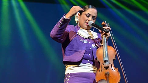 Aida Cuevas At Strathmore Min