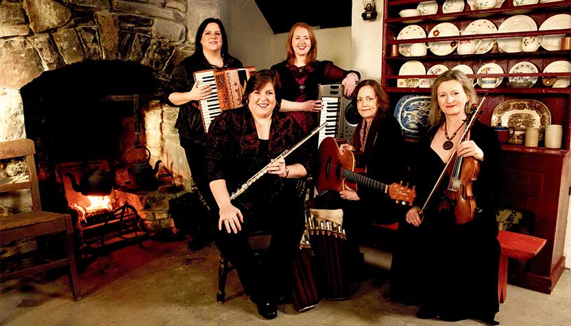 Cherish the Ladies: Celtic Christmas